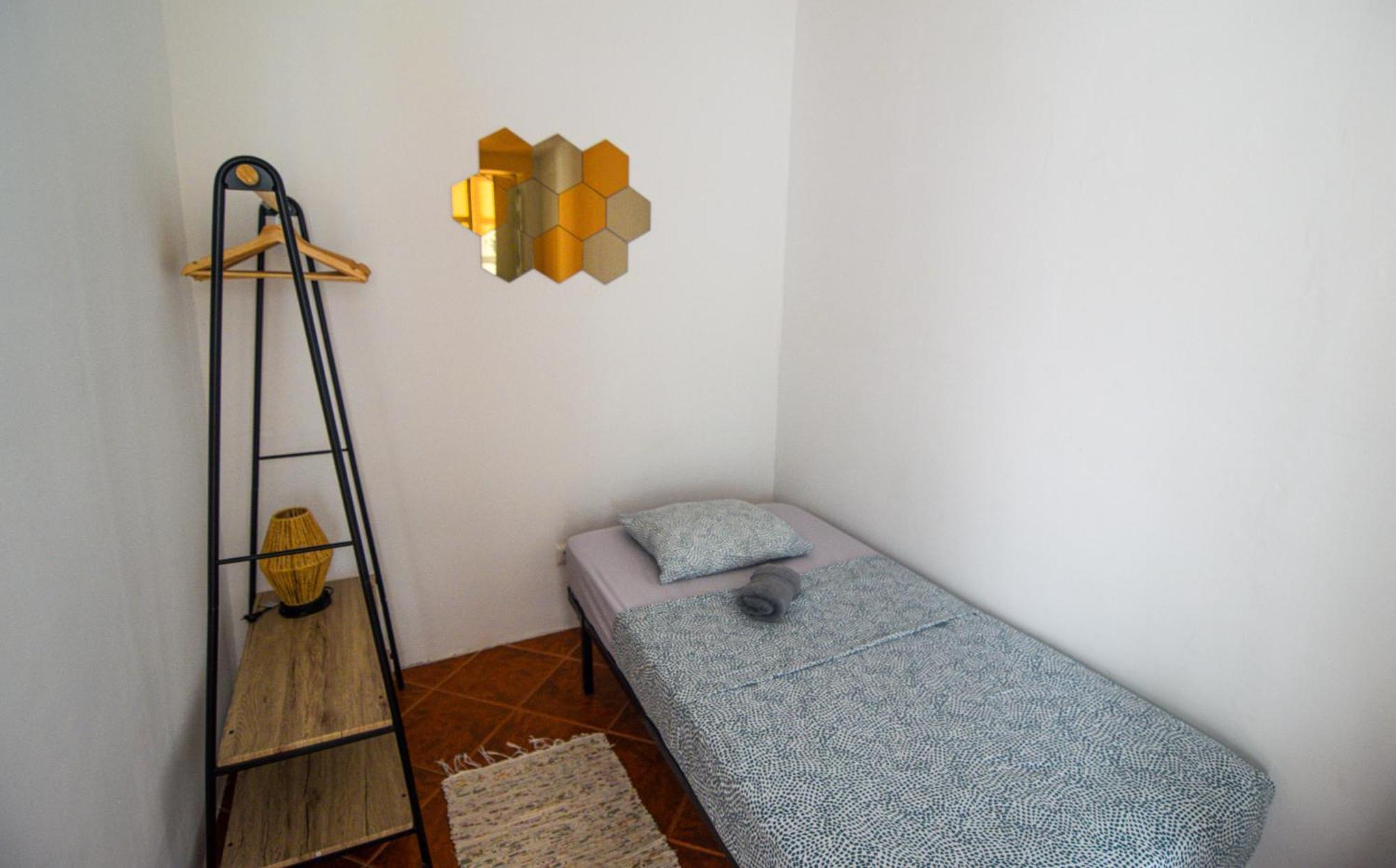 Shared With Bright Private Patio In Gasthof *